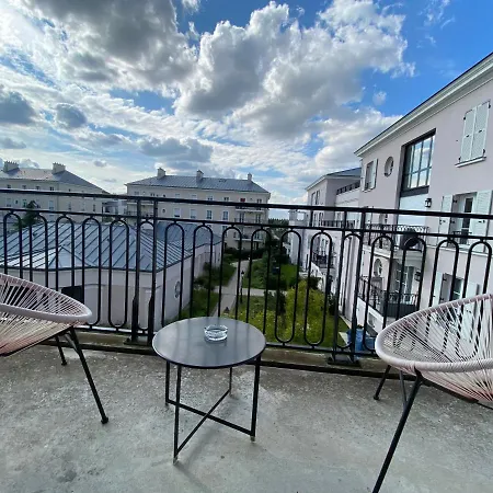 T4 Paris/val D'europe Apartment *