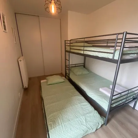 Apartment T4 Paris/val D'europe *